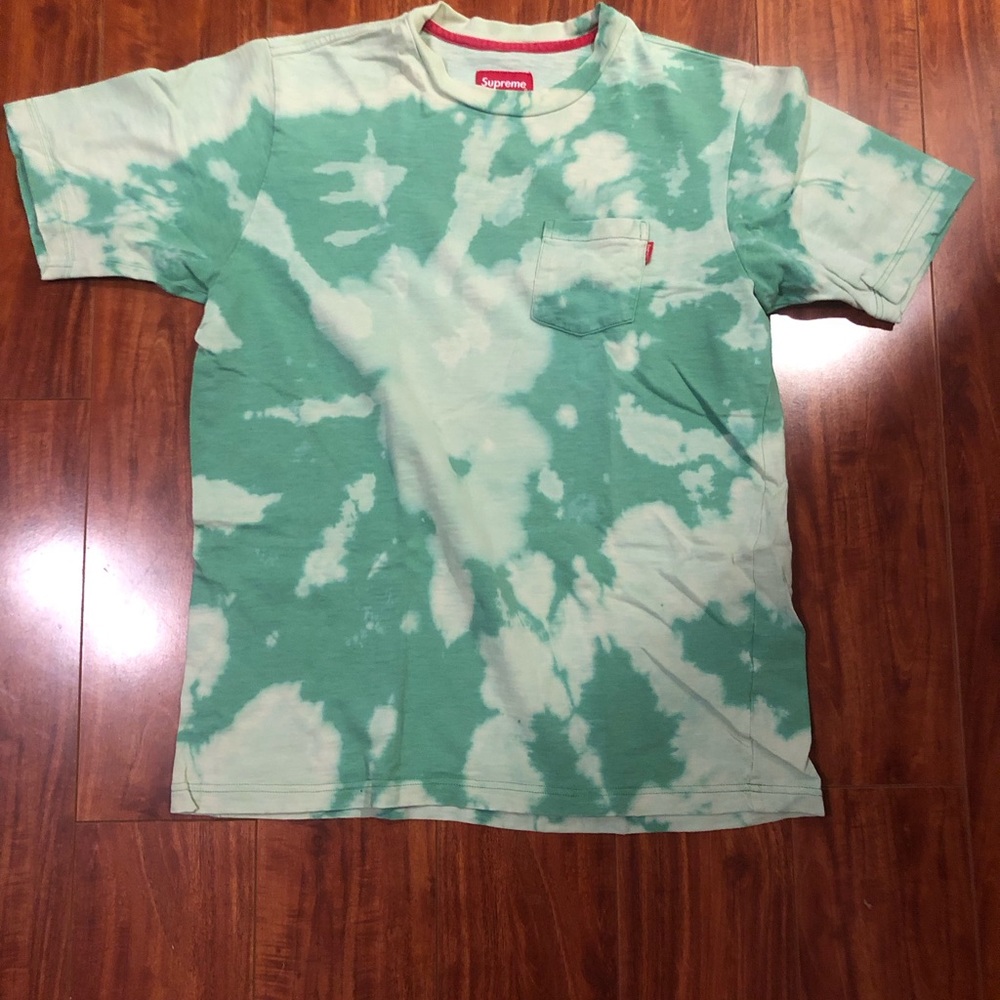 Supreme tie die pocket tee